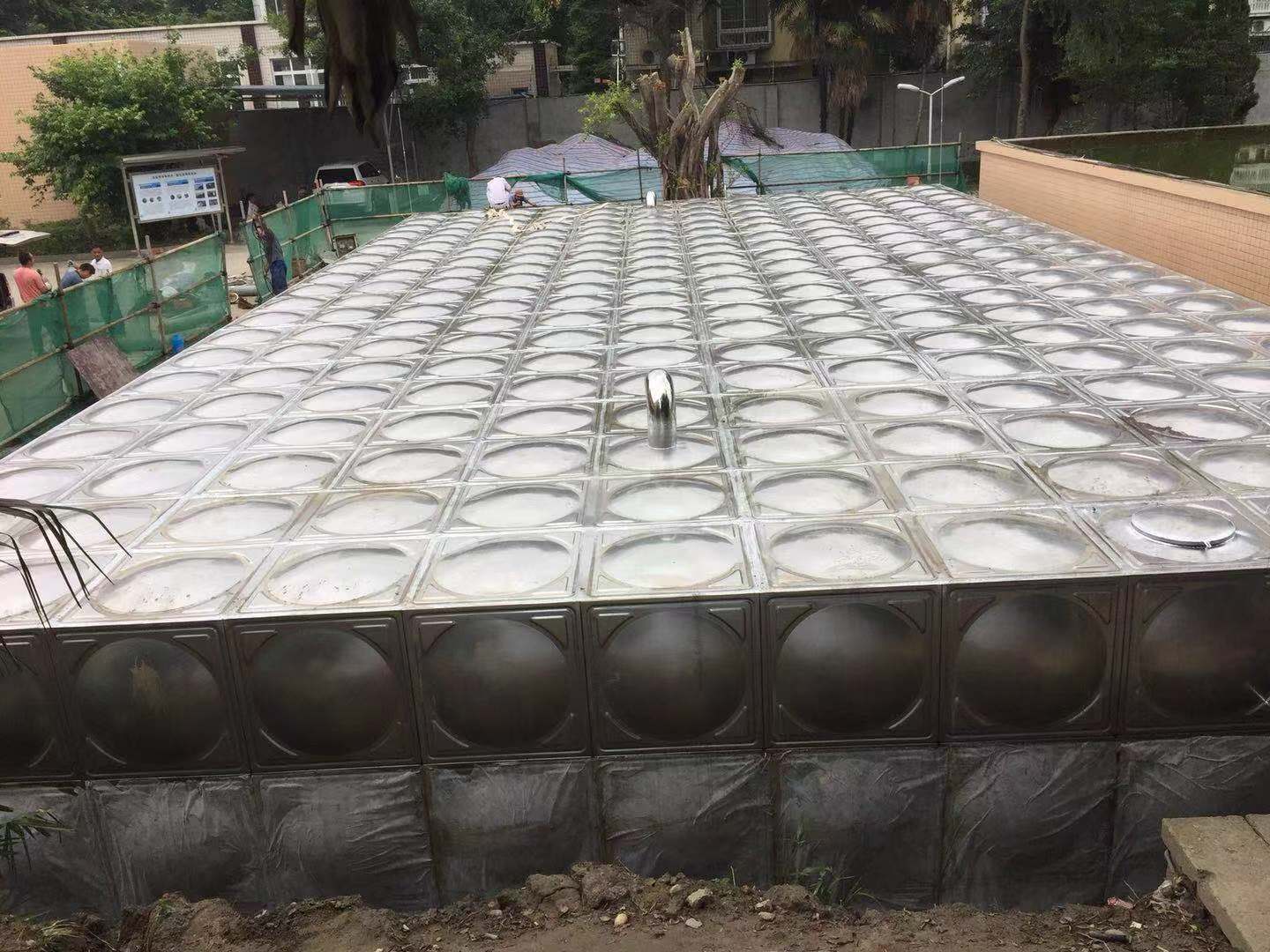 組合儲水不銹鋼保溫水箱